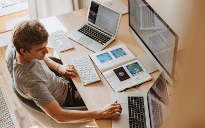 Quand l’Intelligence Artificielle Devient Artiste : Bugs ou Nouveaux Chapitres de l’Histoire de l’Art ?